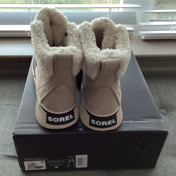 Sorel Women's Out N About IV Chillz Waterproof Booties, size 8.5 - Picture 7 of 11